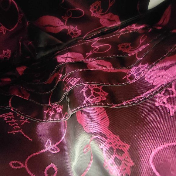 Betsey Johnson wrist clutch bag purse Large - Picture 8 of 8